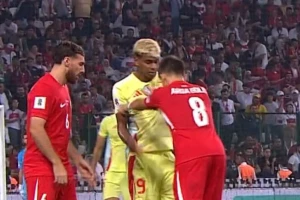 Obračun budućih rivala za "Zlatnu loptu" - Jamal i Guler u klinču